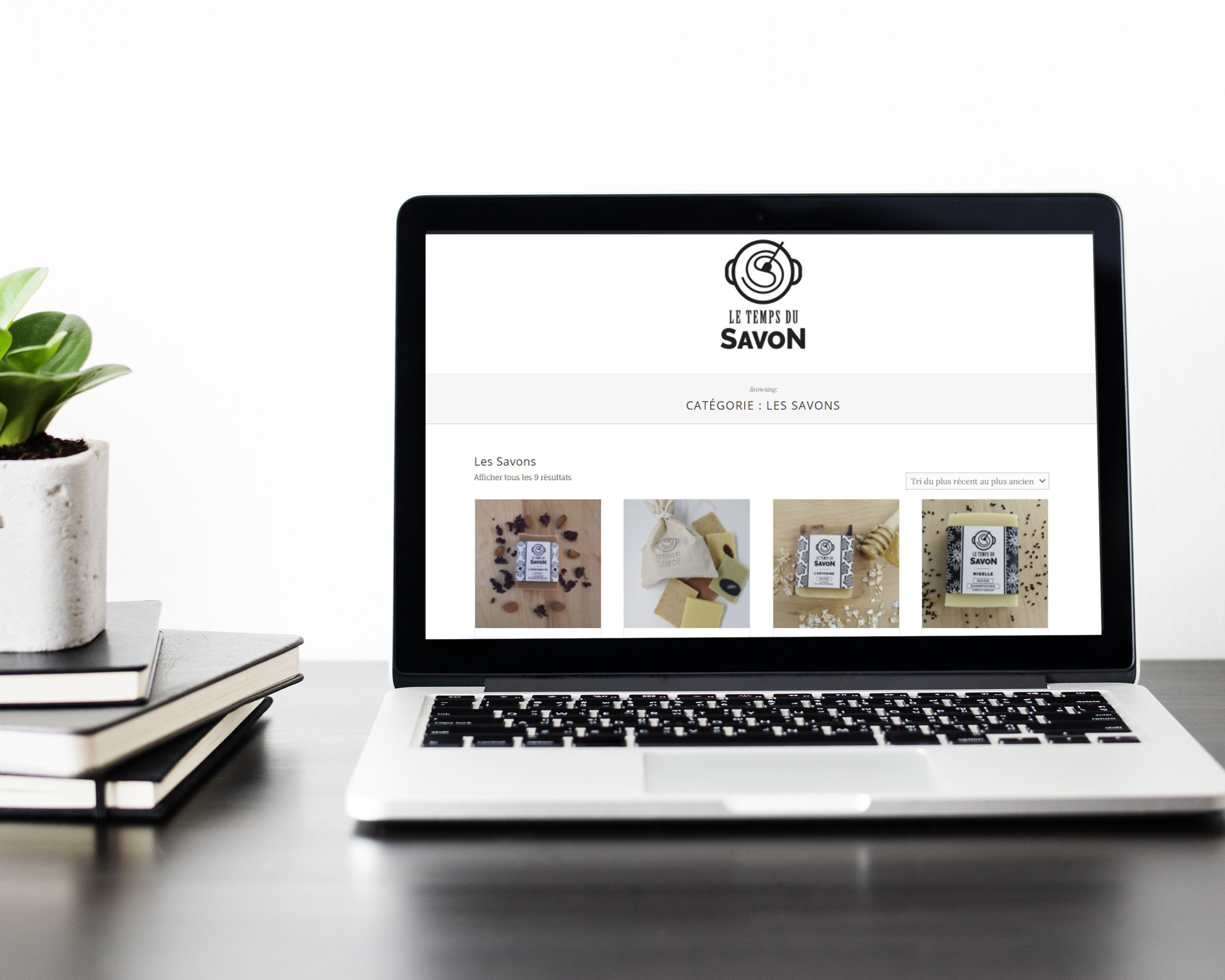Laptop digital device screen mockup Laptop digital device screen mockup
